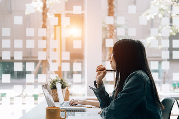 乒乓球运动中如何高抛发球