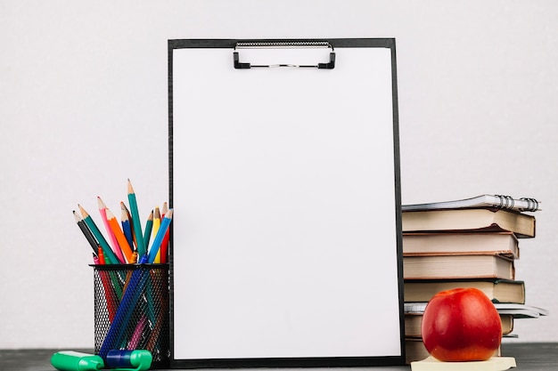 乒乓球桌子安装教程